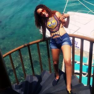 Meet your Posher, Carrie